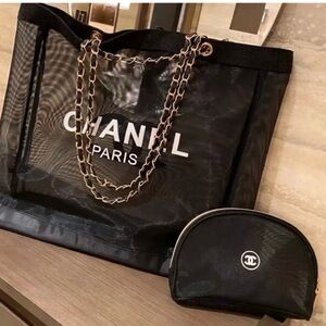 Chanel GWP mesh tote + pouch